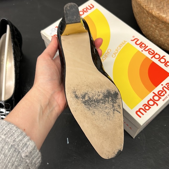 Vintage Magdesians Heels - Picture 3 of 4